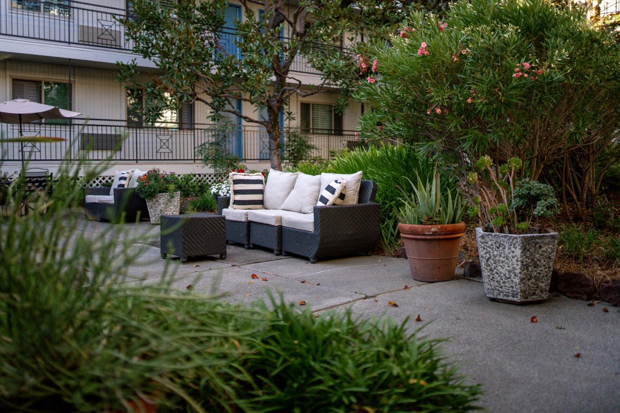 Marin Suites Hotel Corte Madera Exterior photo