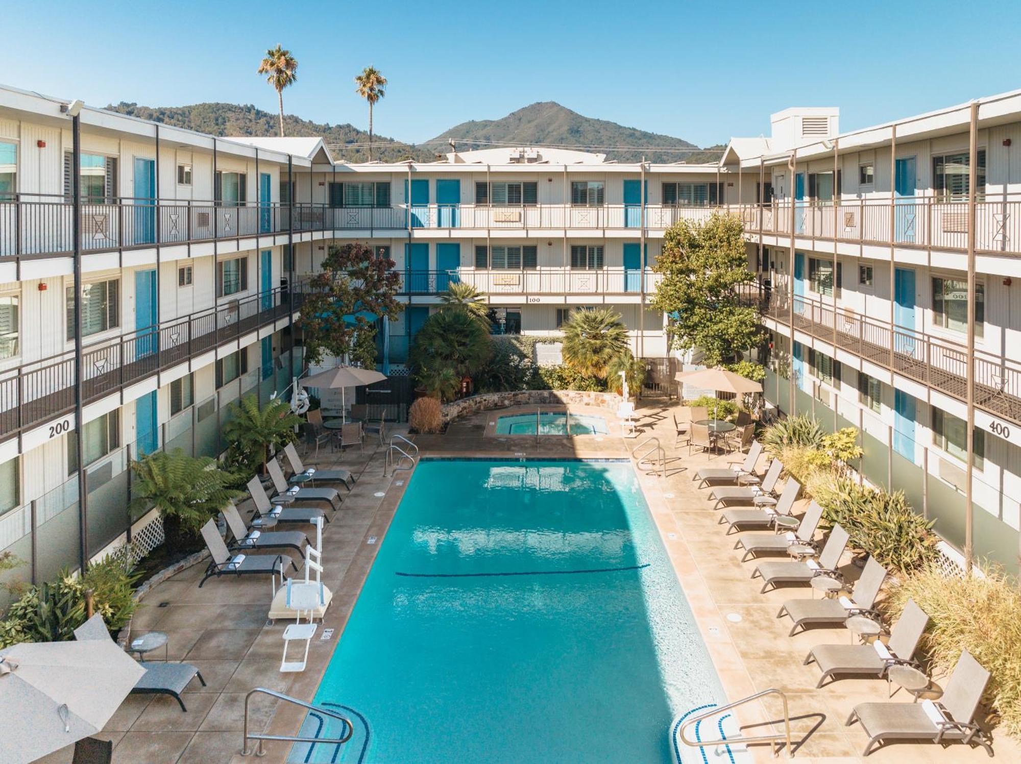 Marin Suites Hotel Corte Madera Exterior photo