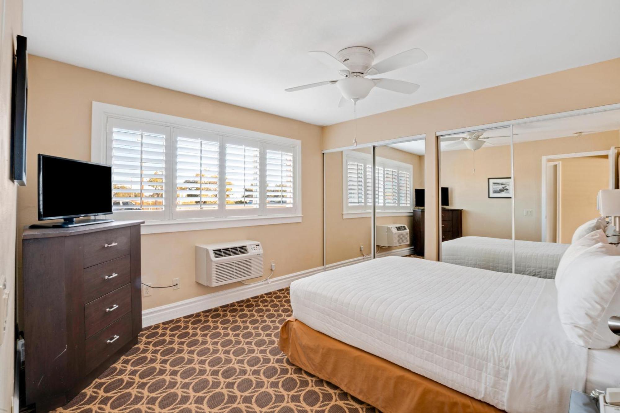 Marin Suites Hotel Corte Madera Exterior photo