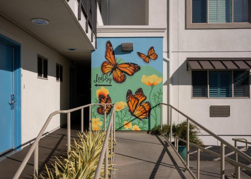 Marin Suites Hotel Corte Madera Exterior photo
